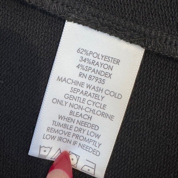 Logo Lounge Black Mid-Weight Long Sleeve Front Open Cardigan (S) - Picture 6 of 6